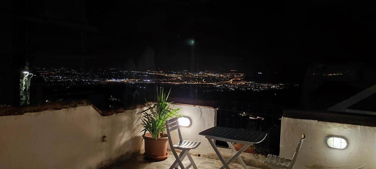 Acogedor apartamento con fantásticas vistas. La Zubia  Exterior foto